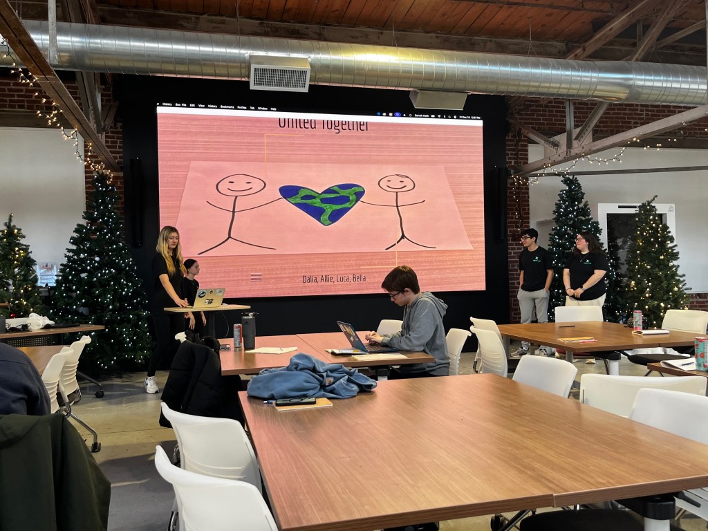 Design Thinking to improve the immigrant experience.